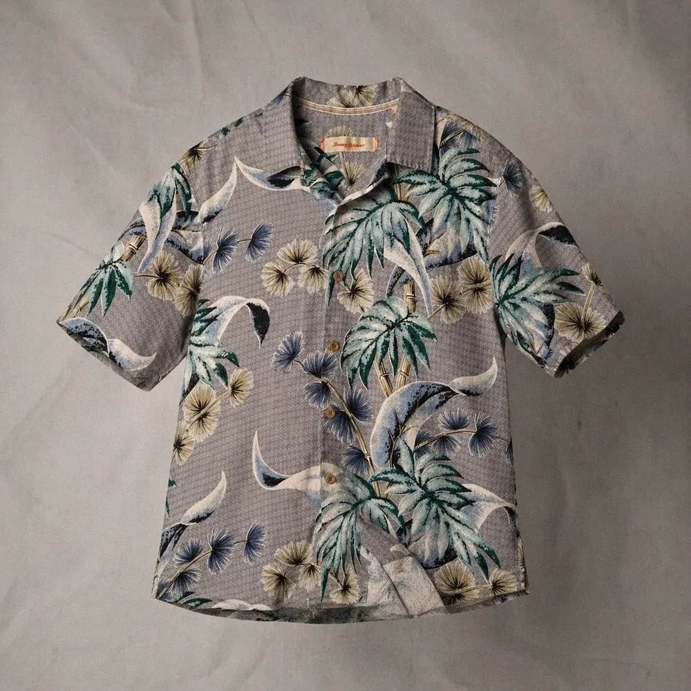 Tommy Bahama Silk Shirt Mens S Grey Jacquard Floral Tropical Hawaiian Camp Aloha